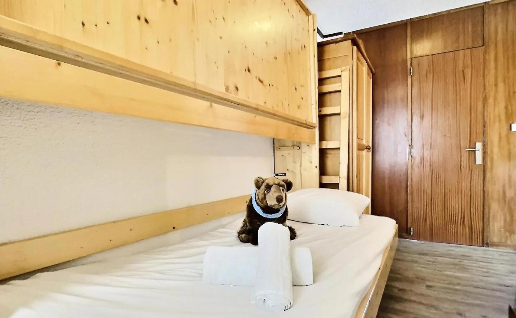 Residence Grand Tichot B - Appartement 2 Pieces 5 Personnes A Tignes Proche Des Pistes Et Des Commerces Dans Le Quartier Du Val Claret. Appartement Situe Mae-2055